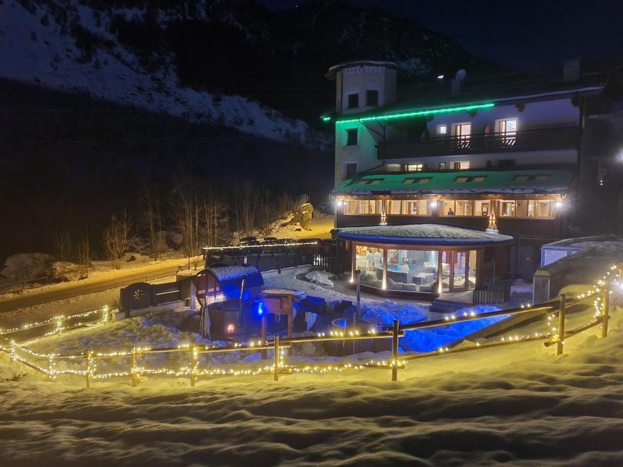 Alps Oriental Wellness Hotel Campodolcino Buitenkant foto